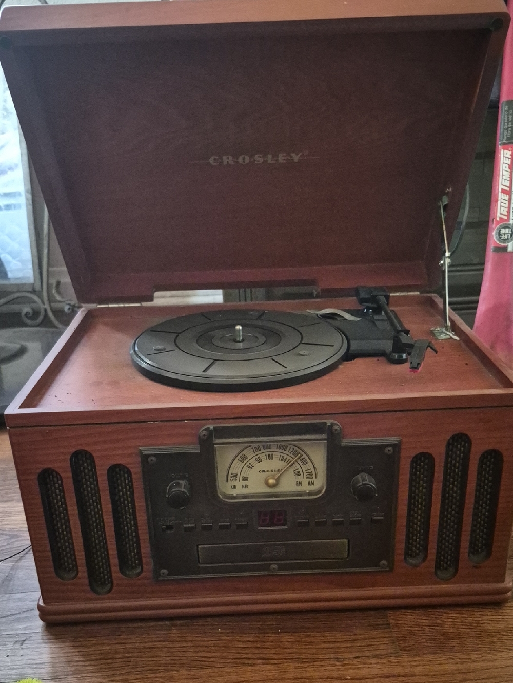 Crosley Wood-Finish Turntable and Radio Console - Brown